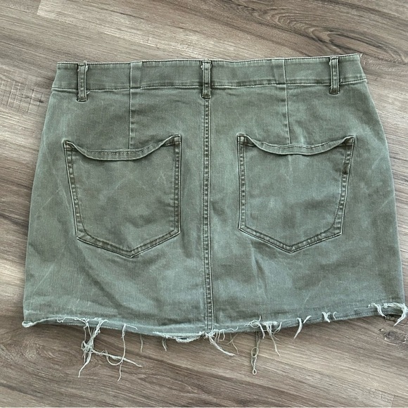 EXPRESS Olive Green Stretch Straight Slim Mid Rise Women Size 10 - Picture 5 of 5